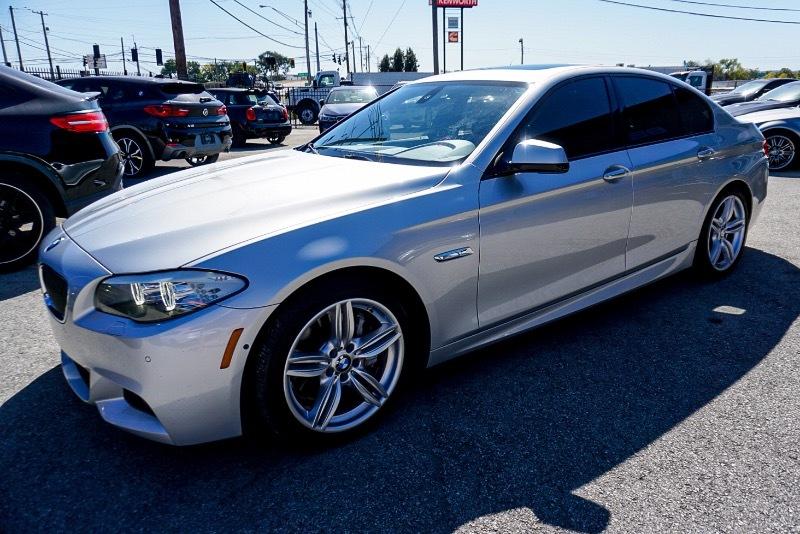 BMW 5-Series 550i 2012