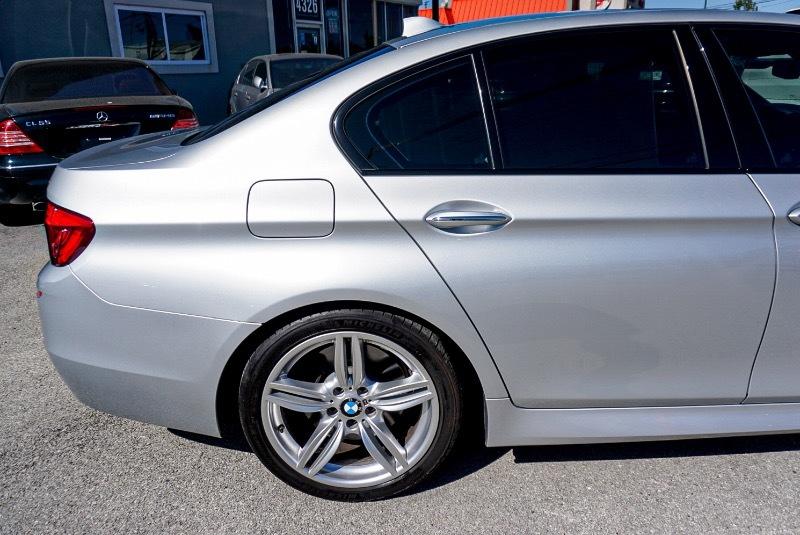 BMW 5-Series 550i 2012