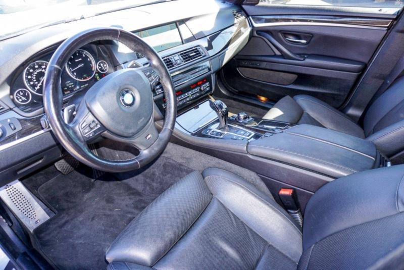 BMW 5-Series 550i 2012