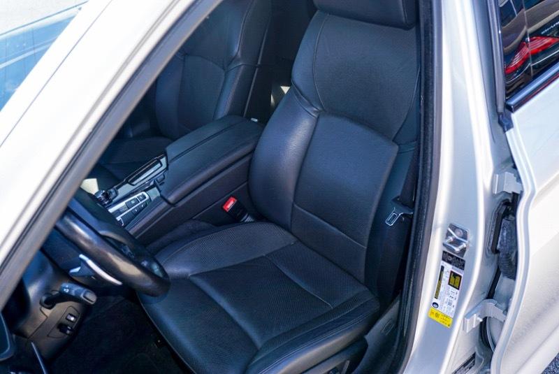 BMW 5-Series 550i 2012