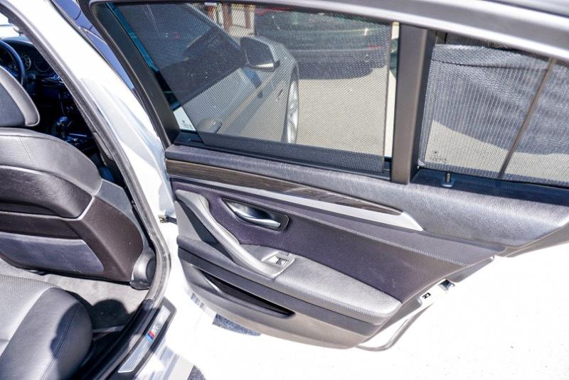 BMW 5-Series 550i 2012