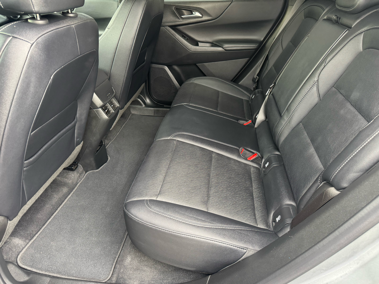 Chevrolet Equinox AWD 4dr LT w/2LT 2025 Chevrolet Equinox AWD 4dr LT w/2LT 2025