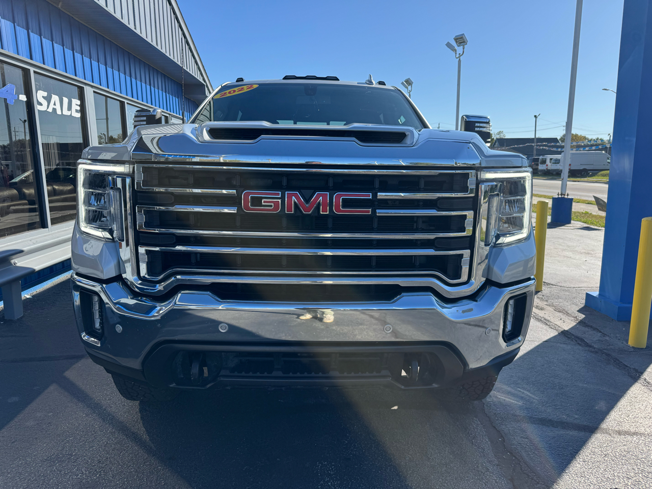 GMC Sierra 2500HD 4WD Crew Cab 159" SLT 2022 GMC Sierra 2500HD 4WD Crew Cab 159" SLT 2022