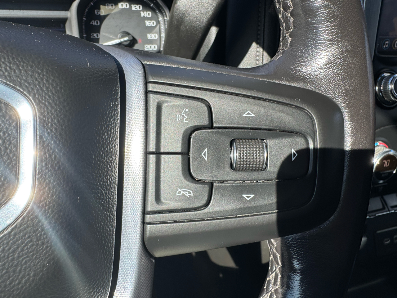 GMC Sierra 2500HD 4WD Crew Cab 159" SLT 2022 GMC Sierra 2500HD 4WD Crew Cab 159" SLT 2022