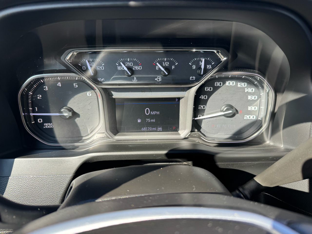 GMC Sierra 2500HD 4WD Crew Cab 159" SLT 2022 GMC Sierra 2500HD 4WD Crew Cab 159" SLT 2022