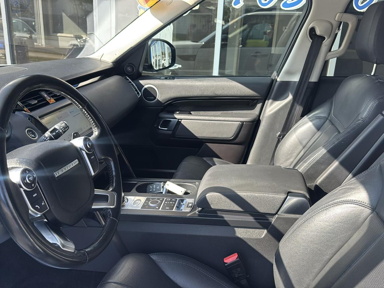 Land Rover Discovery SE V6 Supercharged 2018