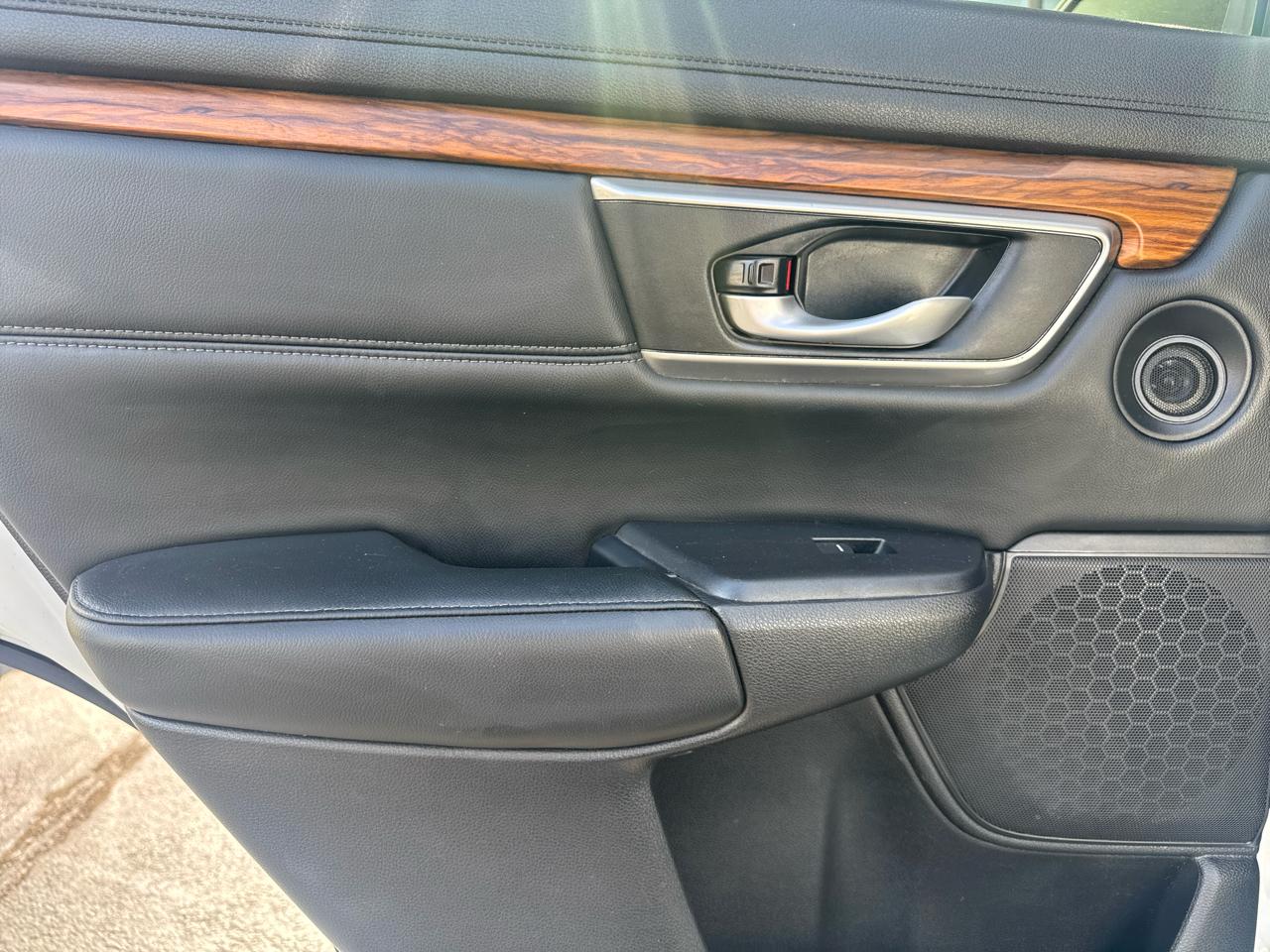 Honda CR-V Touring 2WD 2019