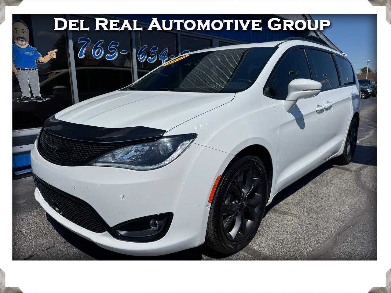 2019 Chrysler Pacifica Limited FWD