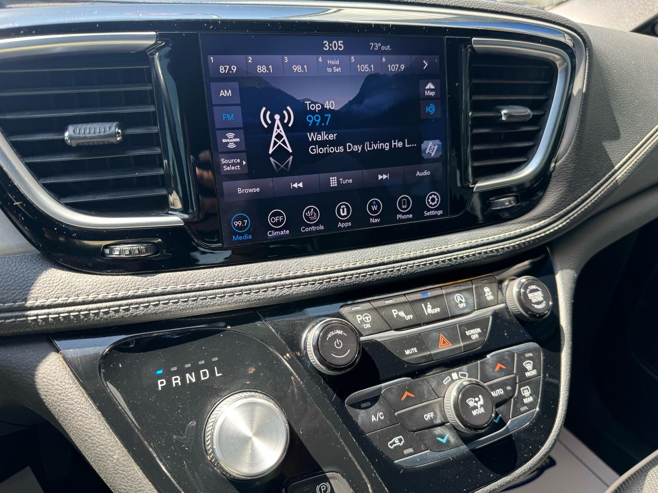 Chrysler Pacifica Limited FWD 2019