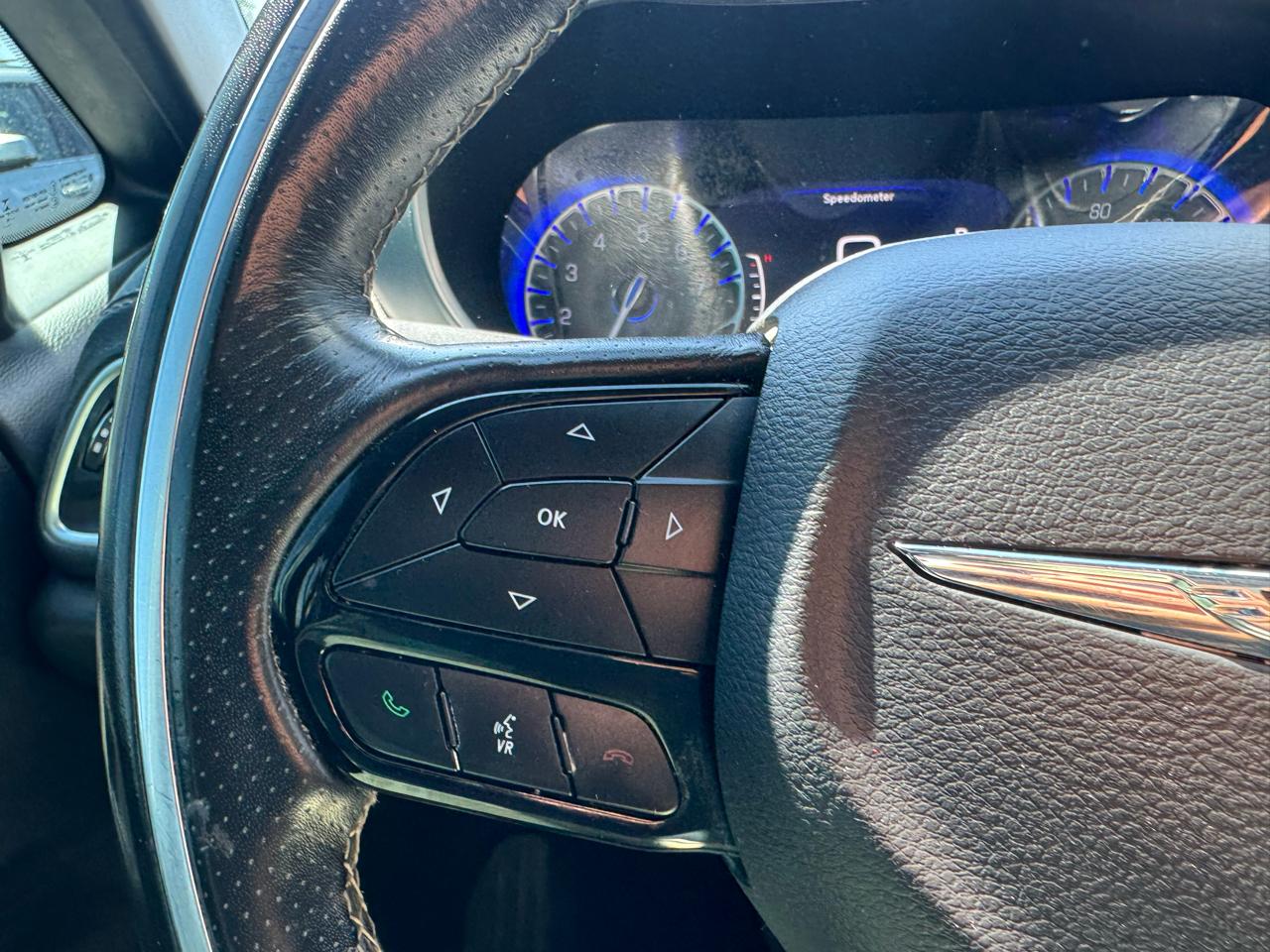 Chrysler Pacifica Limited FWD 2019