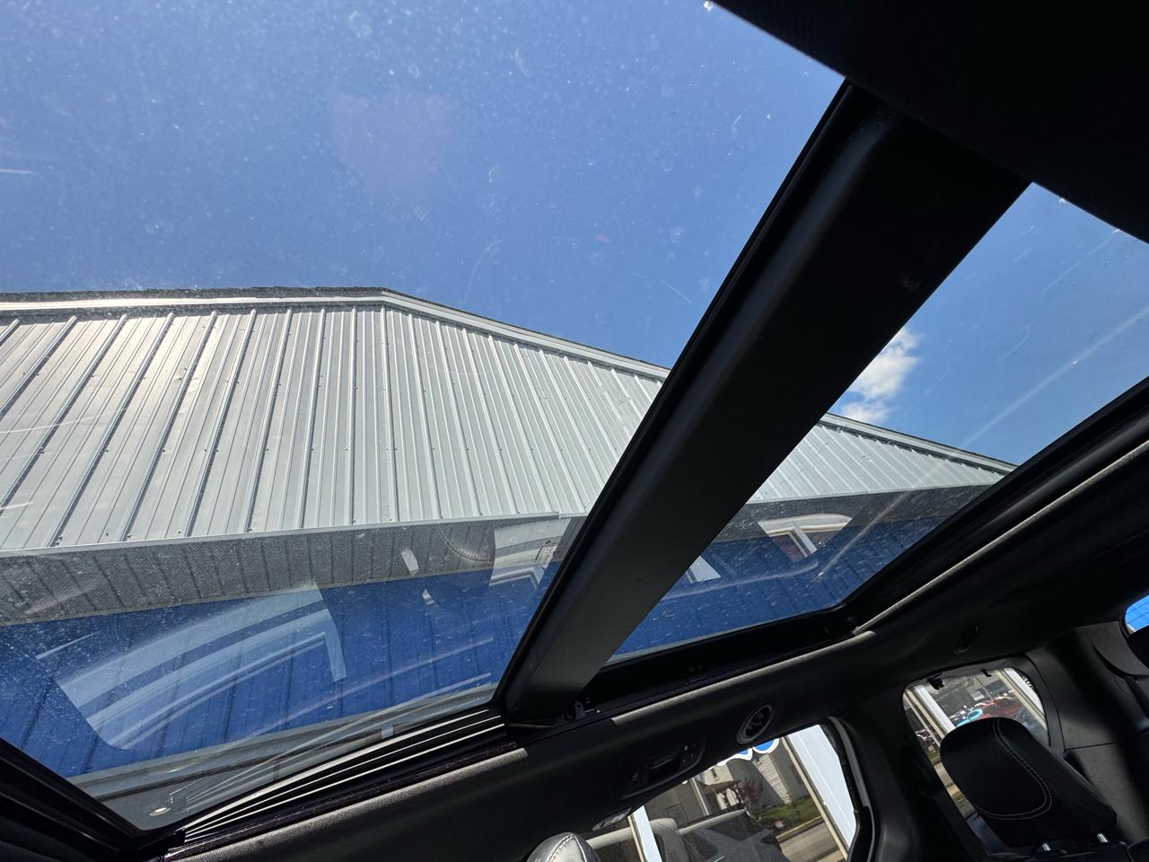 Chrysler Pacifica Limited FWD 2019