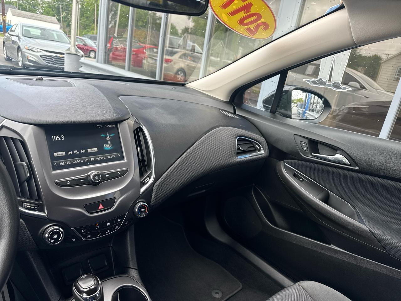 Chevrolet Cruze 4dr HB 1.4L LT w/1SD 2017