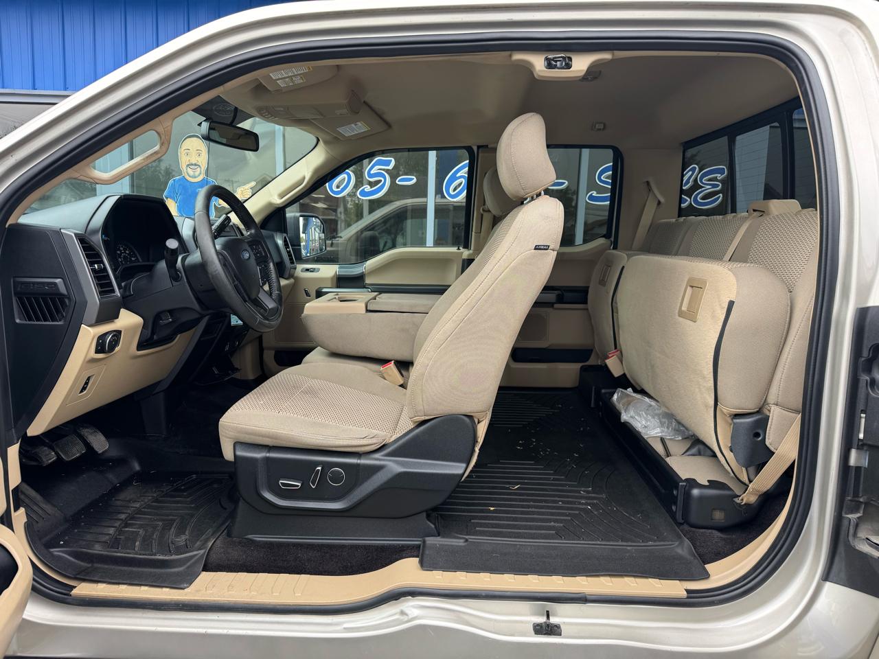Ford F-150 XLT 4WD 2017