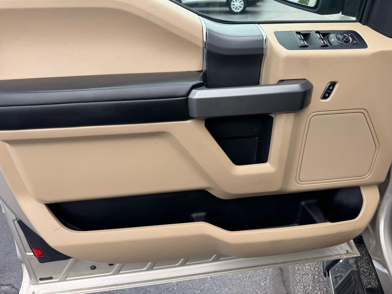 Ford F-150 XLT 4WD 2017