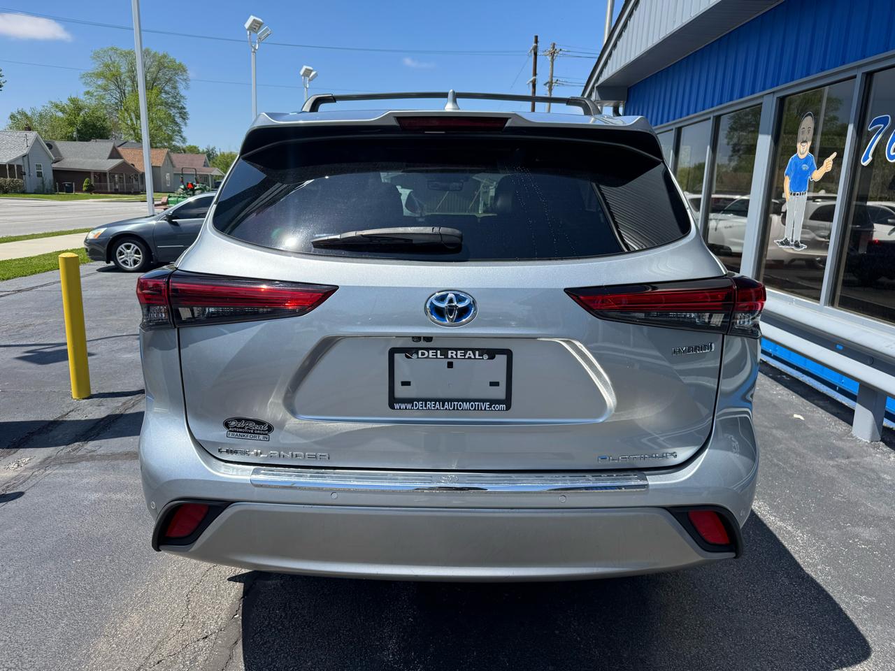 Toyota Highlander Hybrid Platinum AWD (Natl) 2021