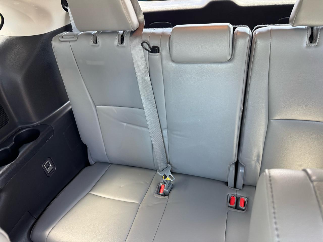 Toyota Highlander Hybrid Platinum AWD (Natl) 2021