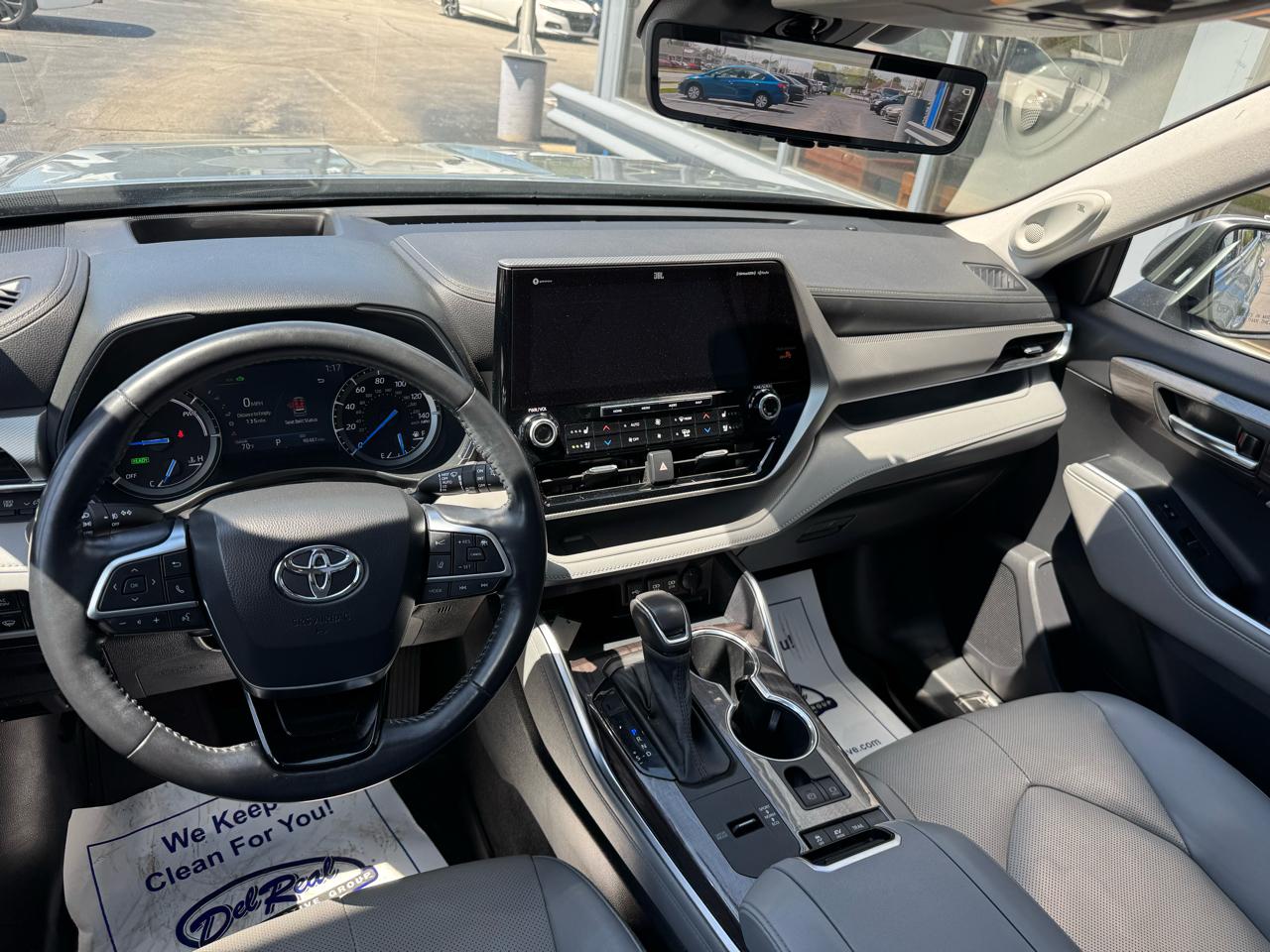 Toyota Highlander Hybrid Platinum AWD (Natl) 2021