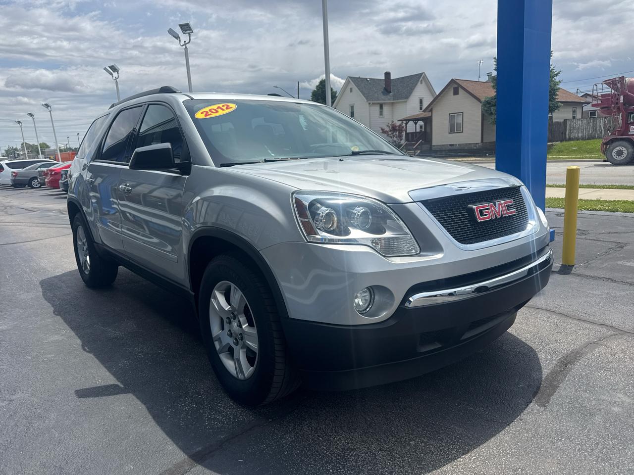 GMC Acadia FWD 4dr SLE 2012