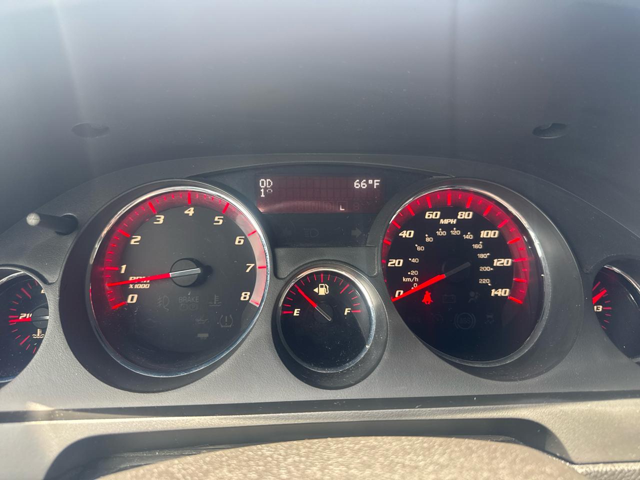 GMC Acadia FWD 4dr SLE 2012