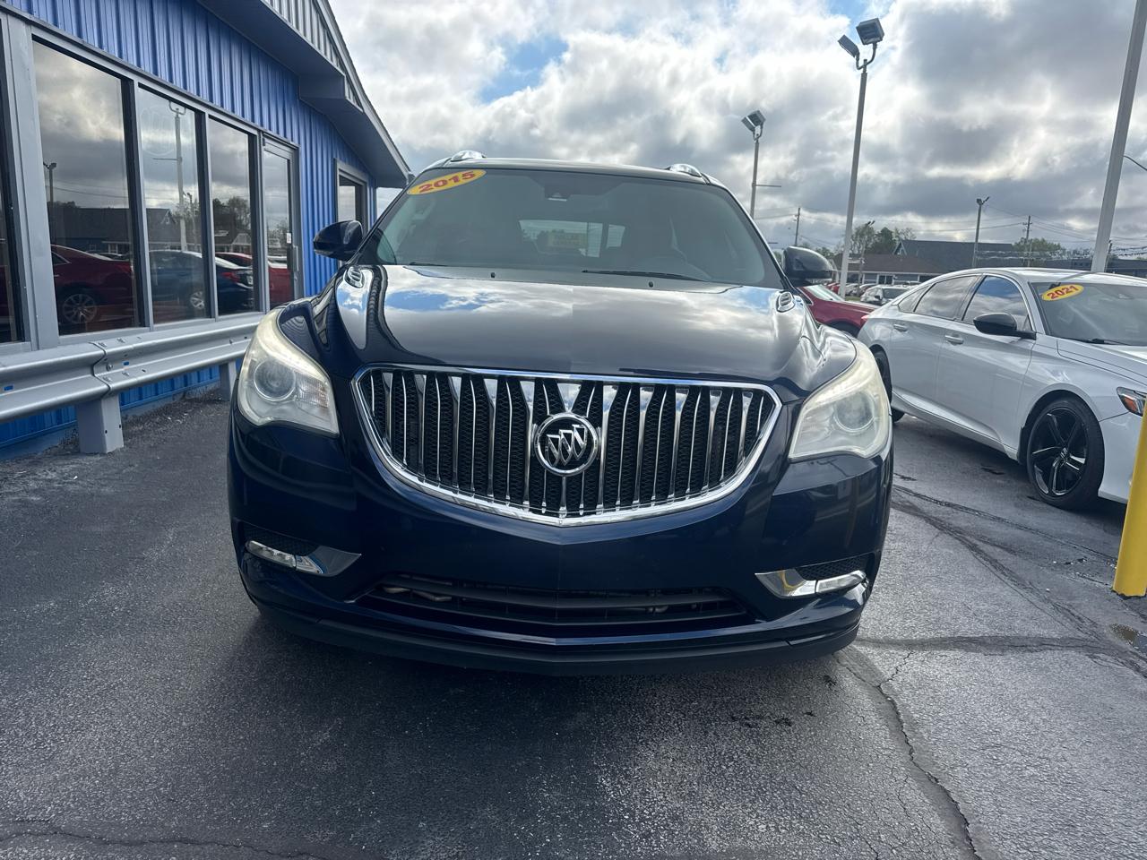 Buick Enclave FWD 4dr Leather 2015