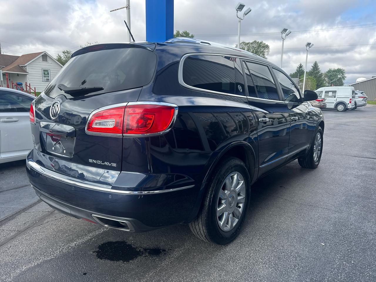 Buick Enclave FWD 4dr Leather 2015