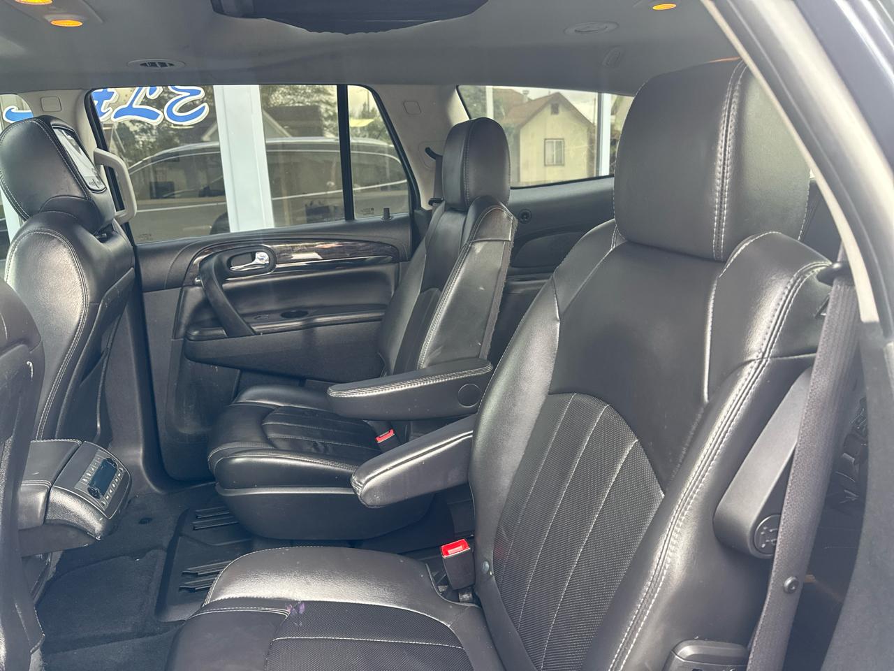 Buick Enclave FWD 4dr Leather 2015