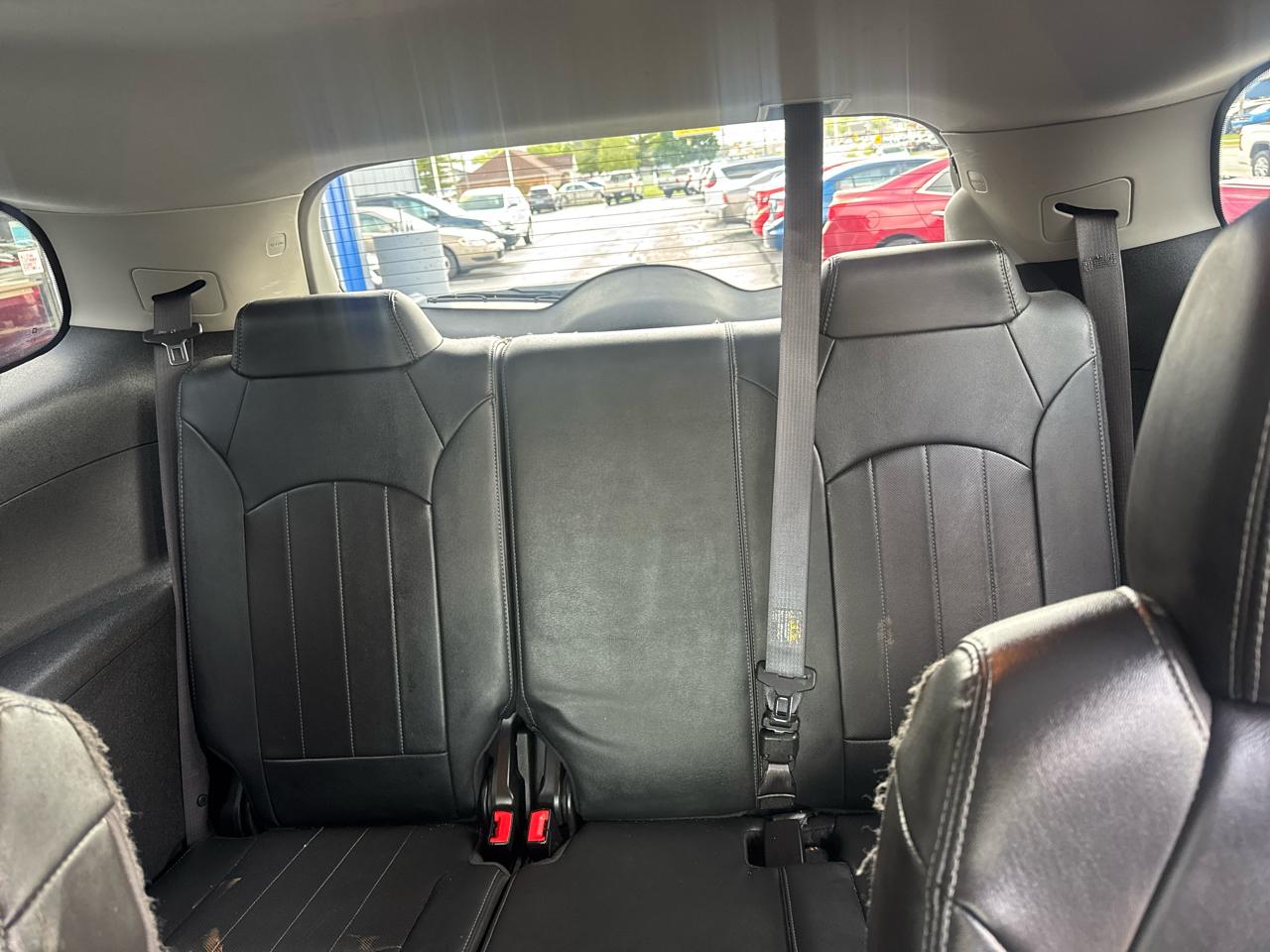 Buick Enclave FWD 4dr Leather 2015