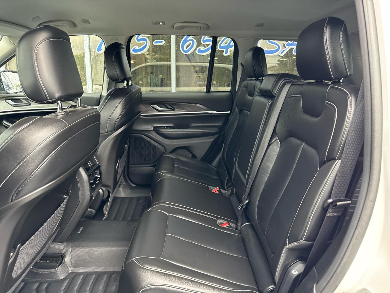 Jeep Grand Cherokee Limited 4x4 2023