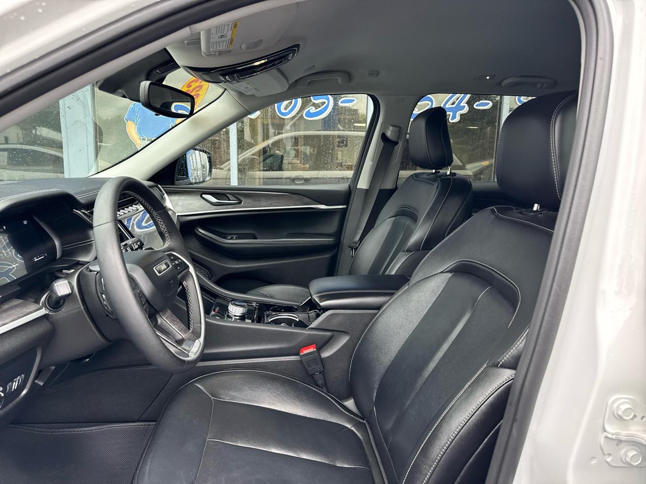 Jeep Grand Cherokee Limited 4x4 2023