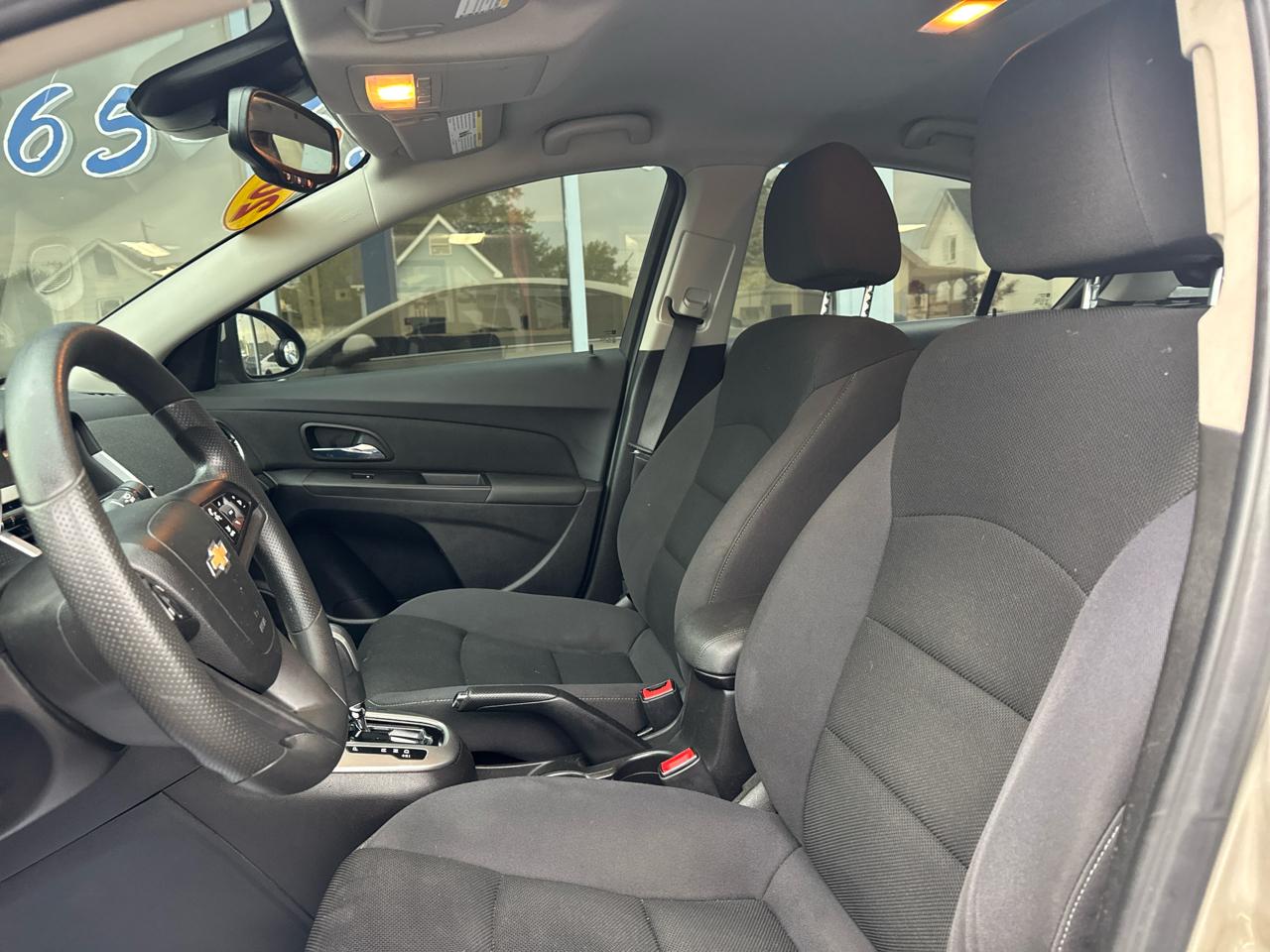 Chevrolet Cruze Limited 4dr Sdn Auto LT w/1LT 2016
