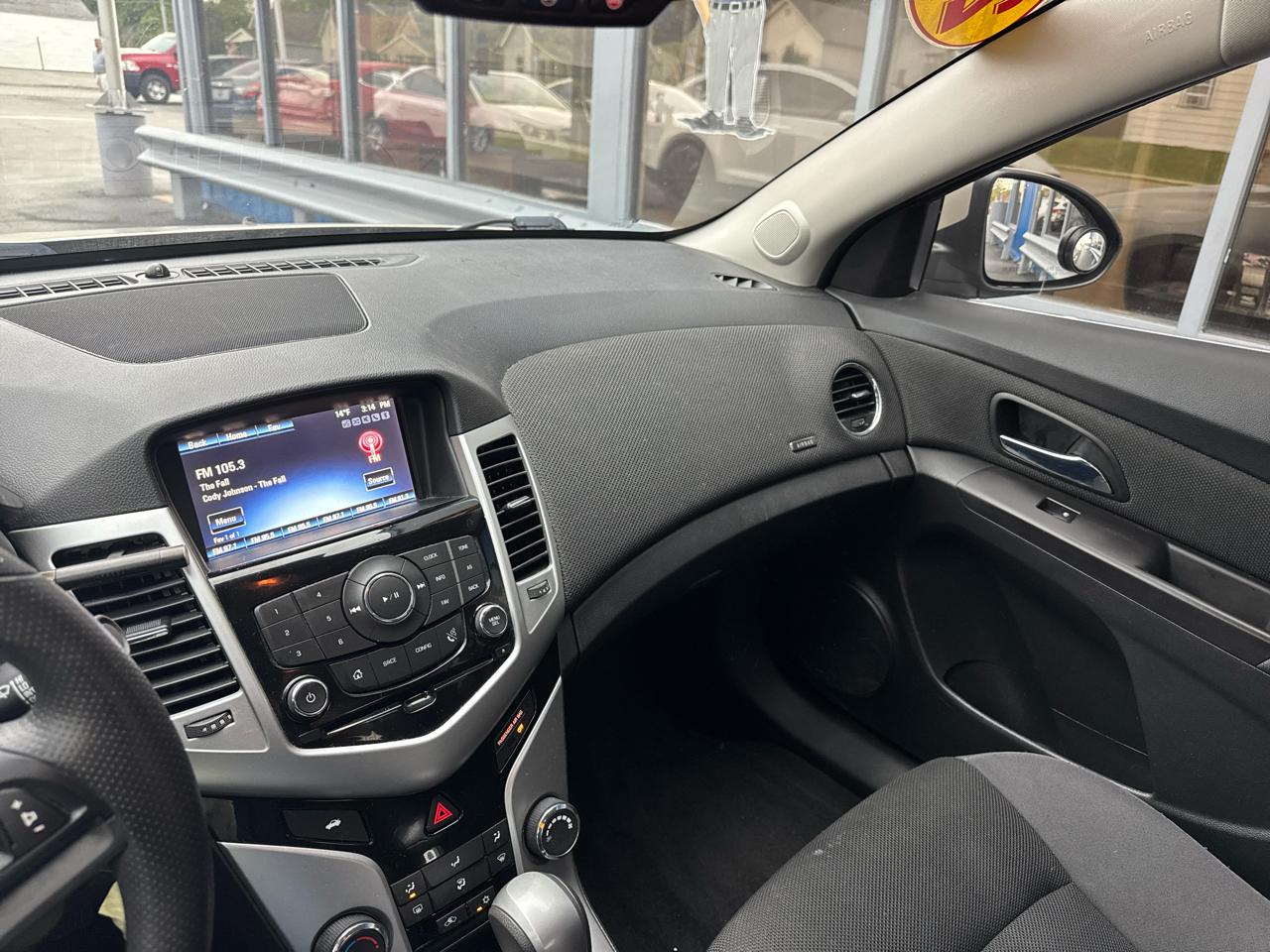 Chevrolet Cruze Limited 4dr Sdn Auto LT w/1LT 2016