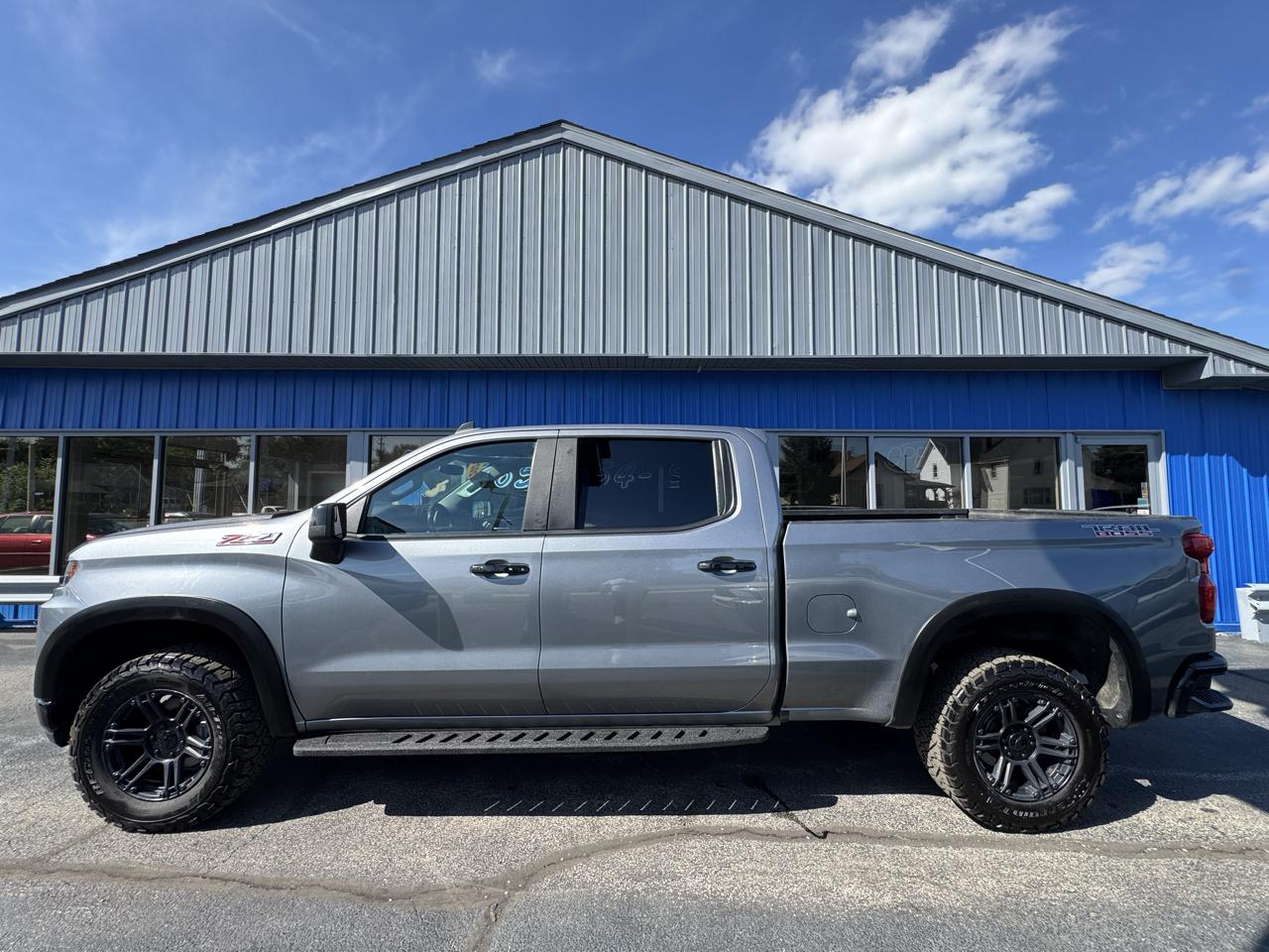 Chevrolet Silverado 1500 4WD Crew Cab 157" LT Trail Boss 2021