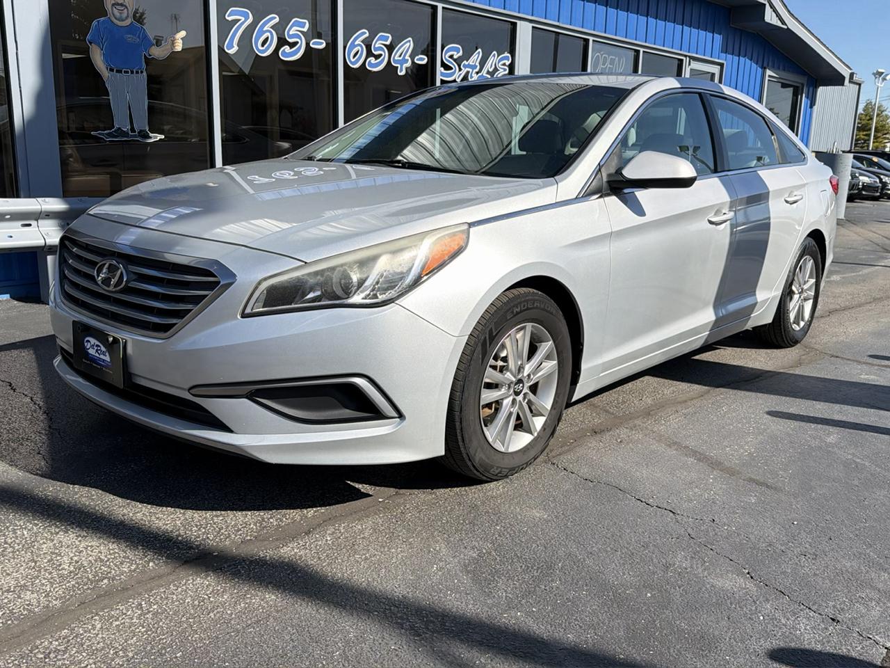 Hyundai Sonata 4dr Sdn 2.4L SE 2016