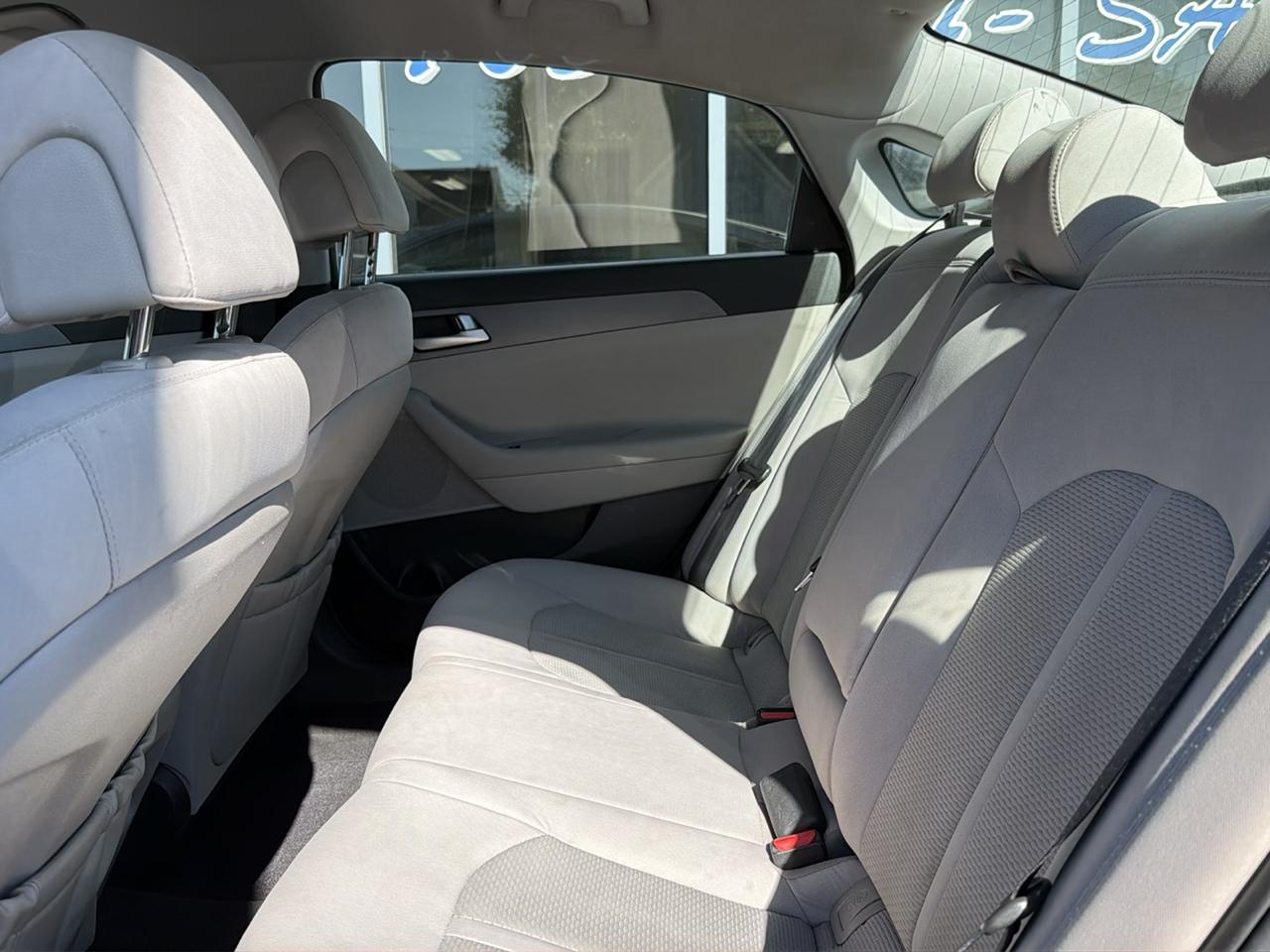 Hyundai Sonata 4dr Sdn 2.4L SE 2016