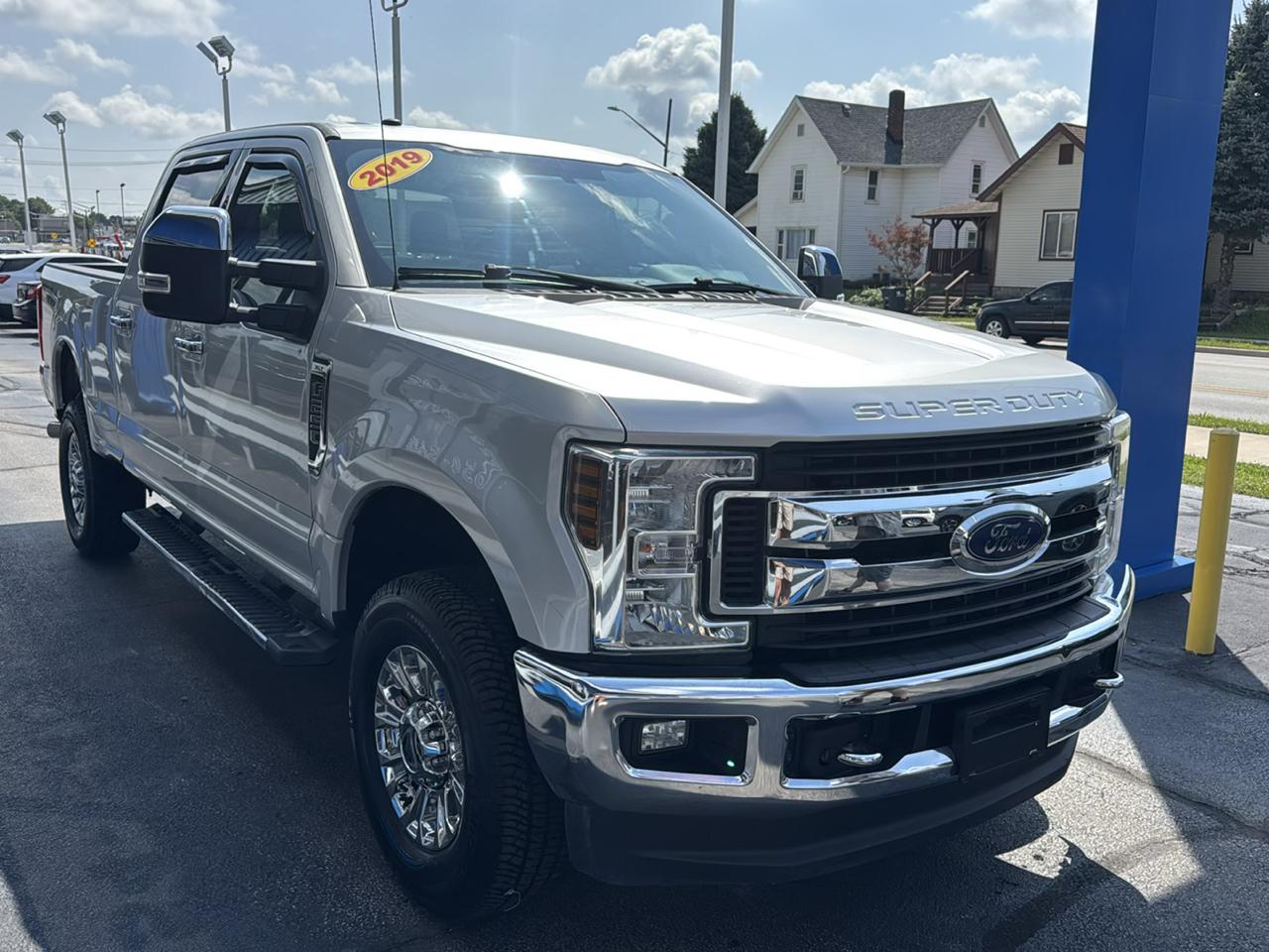 Ford Super Duty F-250 SRW XL 4WD Crew Cab 6.75' Box 2019