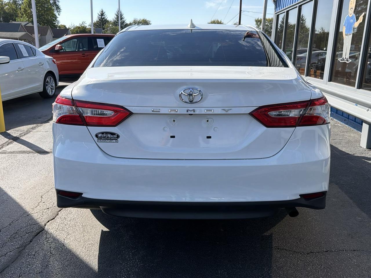 Toyota Camry LE Auto (Natl) 2020