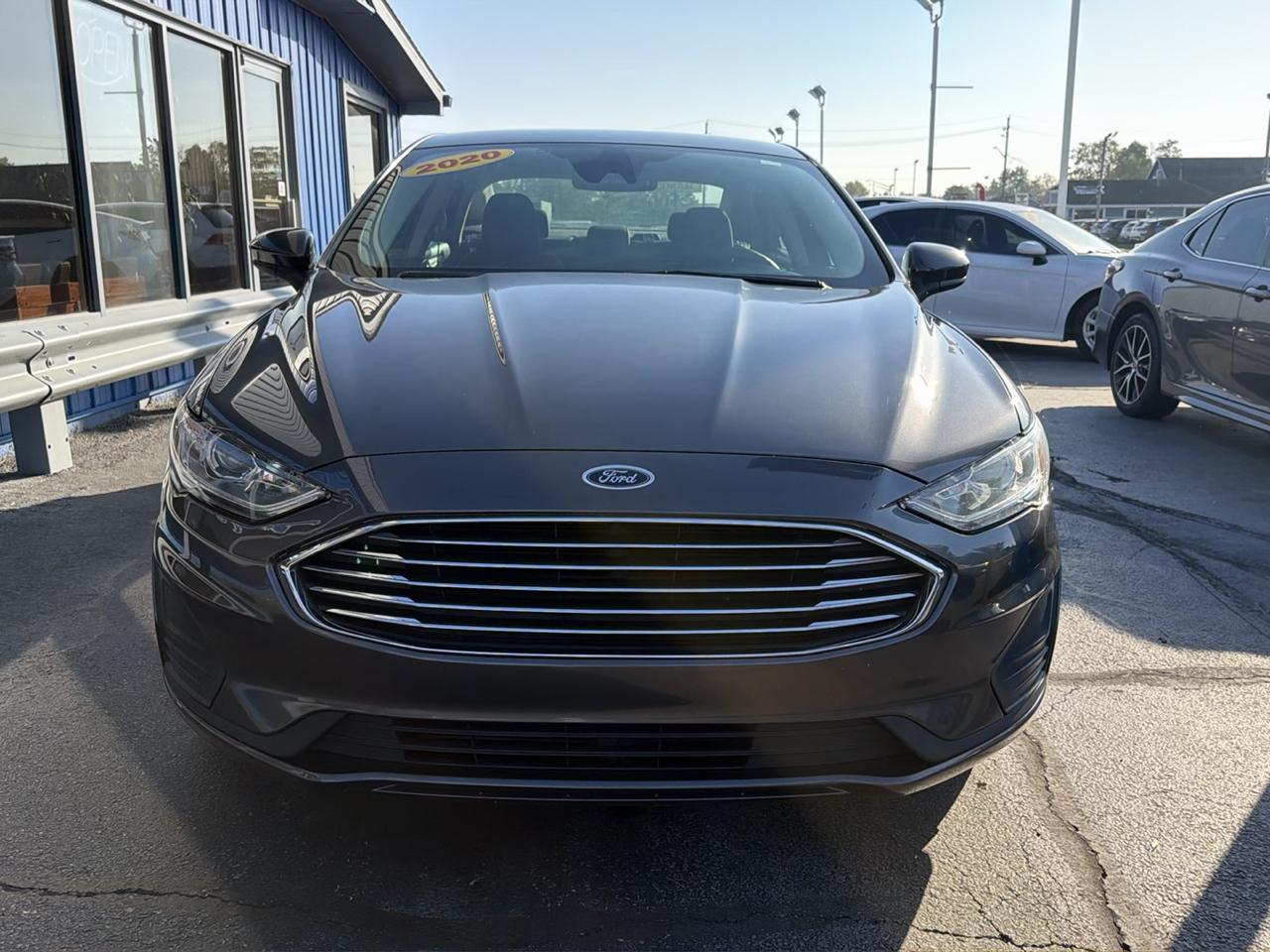 Ford Fusion SE FWD 2020