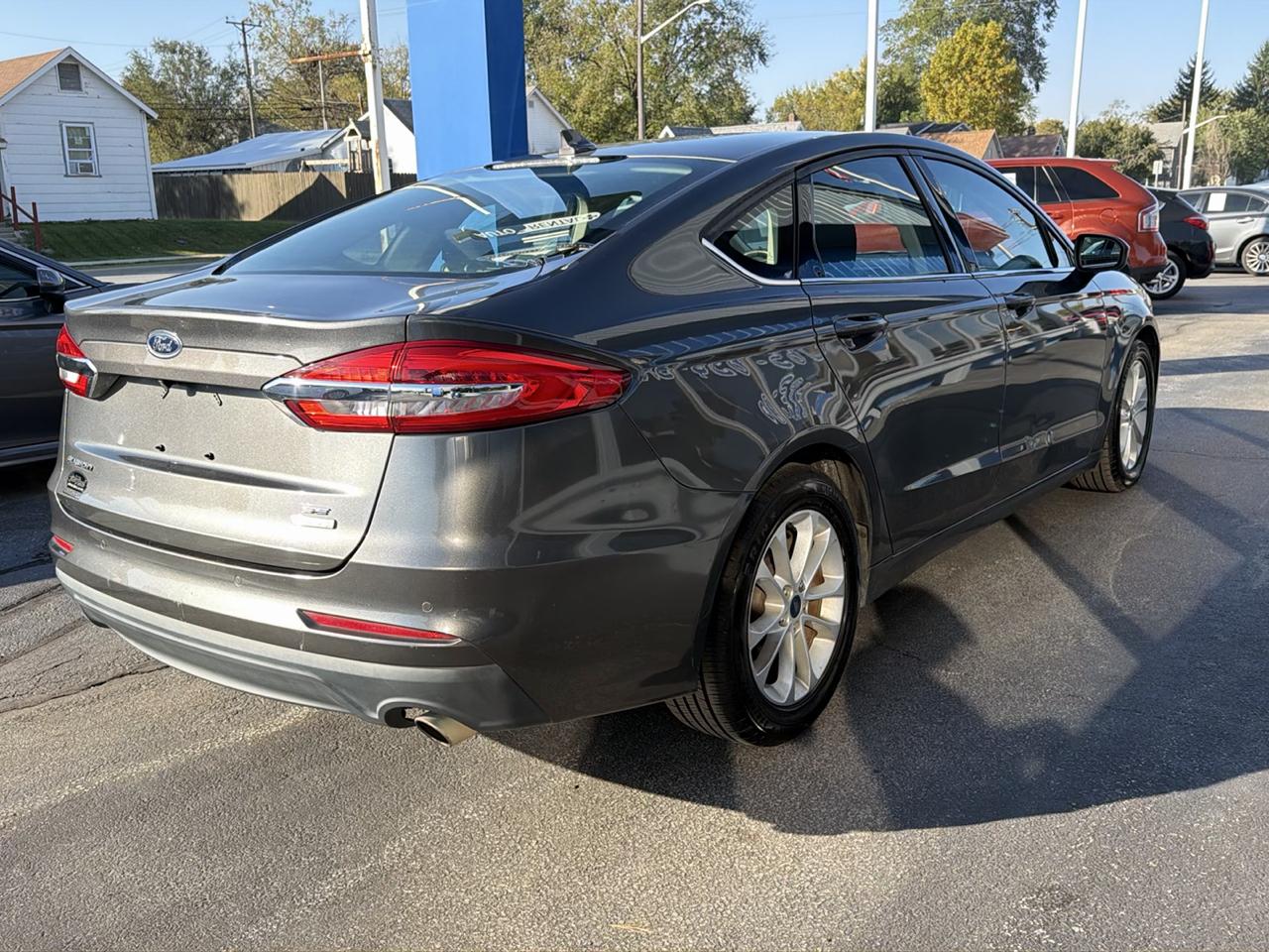 Ford Fusion SE FWD 2020