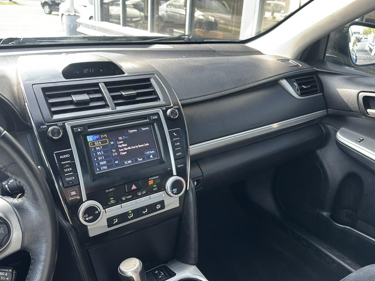 Toyota Camry 4dr Sdn V6 Auto SE (Natl) 2013