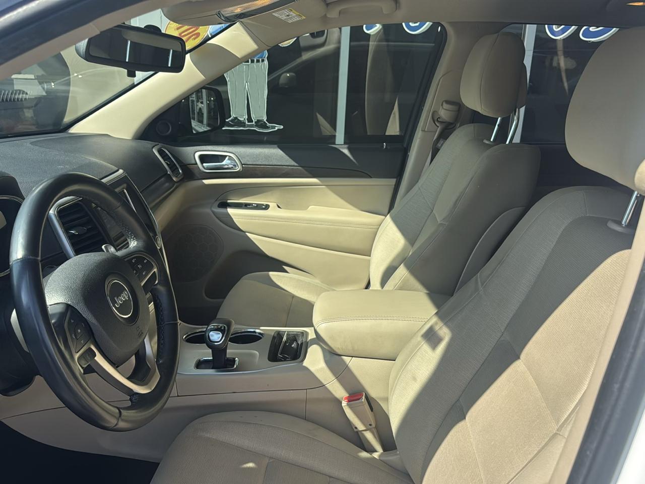 Jeep Grand Cherokee 4WD 4dr Laredo 2014