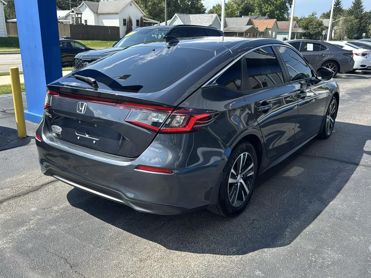 Honda Civic Hatchback LX CVT 2023