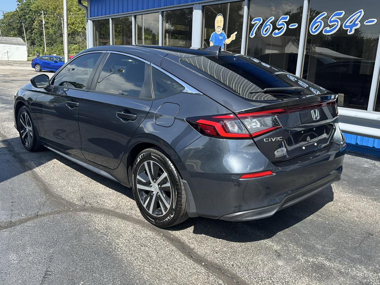 Honda Civic Hatchback LX CVT 2023