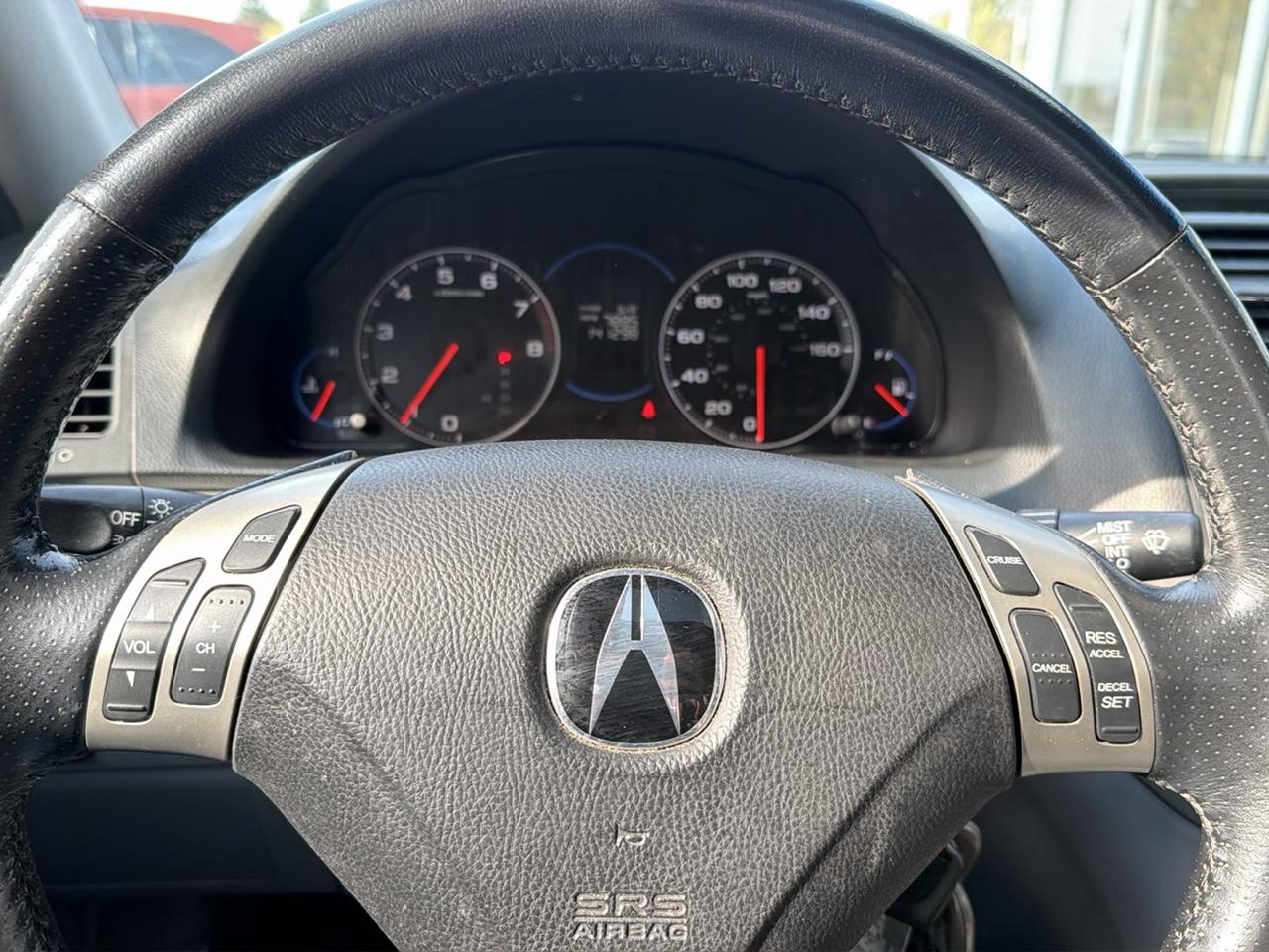 Acura TSX 4dr Sdn AT 2005