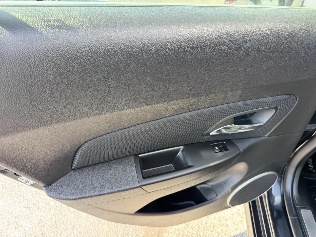 Chevrolet Cruze 4dr Sdn LTZ 2015