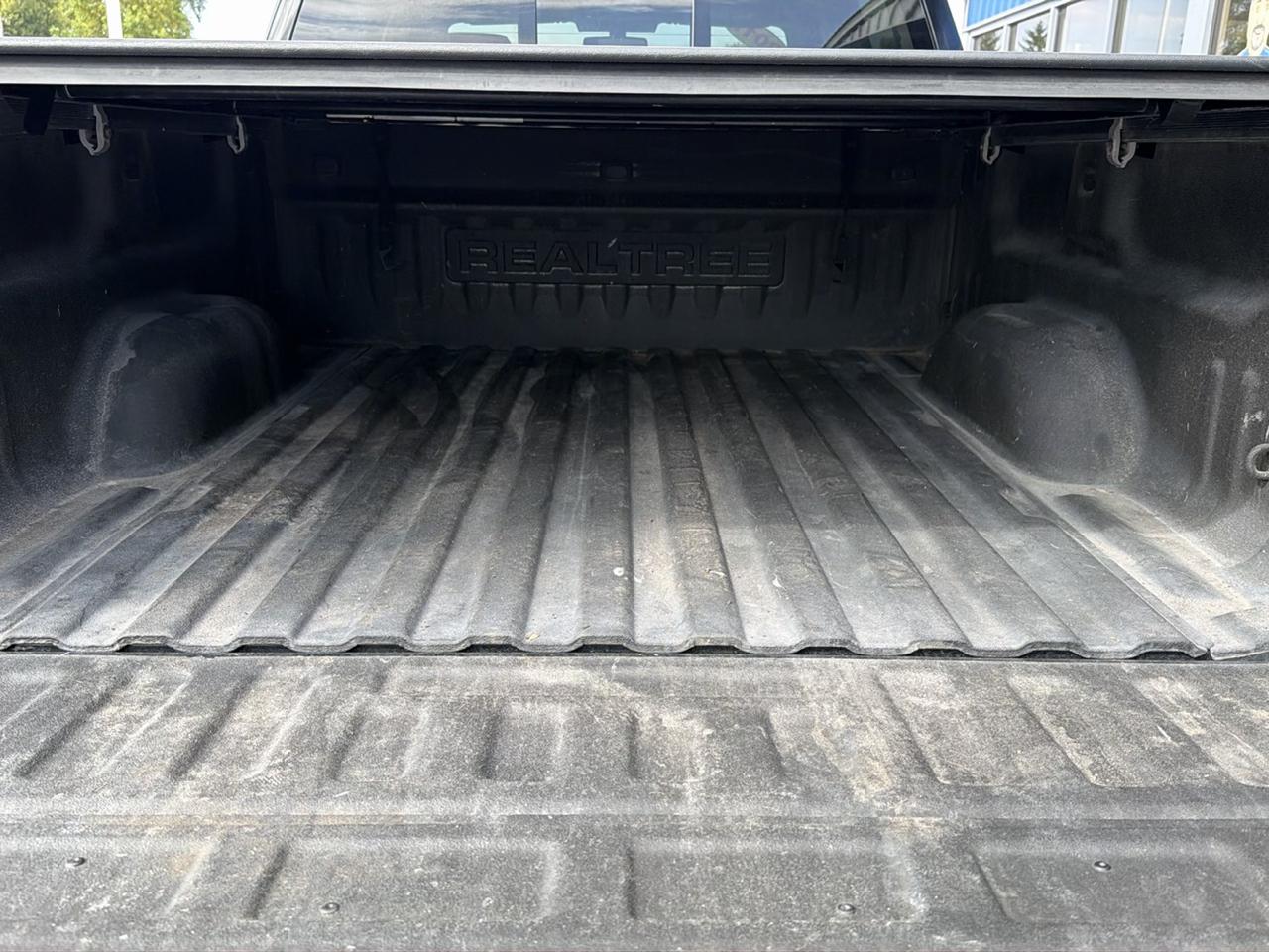 Chevrolet Silverado 1500 4WD Crew Cab 143.5" LTZ w/2LZ 2017