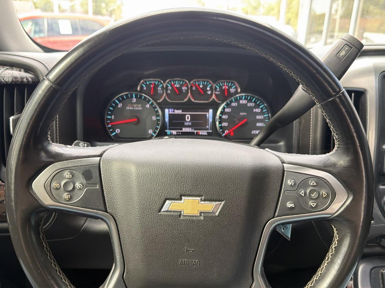 Chevrolet Silverado 1500 4WD Crew Cab 143.5" LTZ w/2LZ 2017