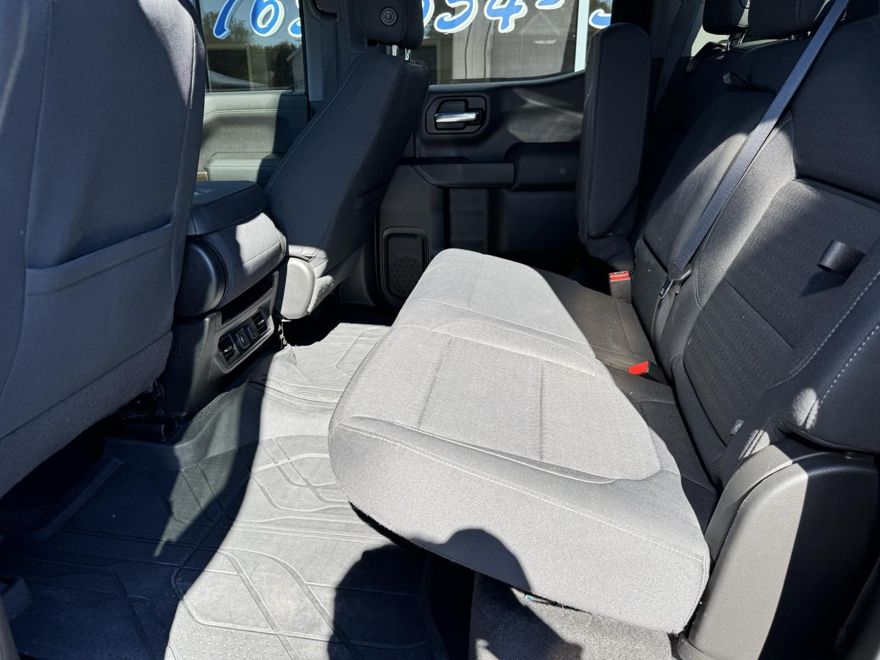 Chevrolet Silverado 1500 4WD Crew Cab 147" LT 2020