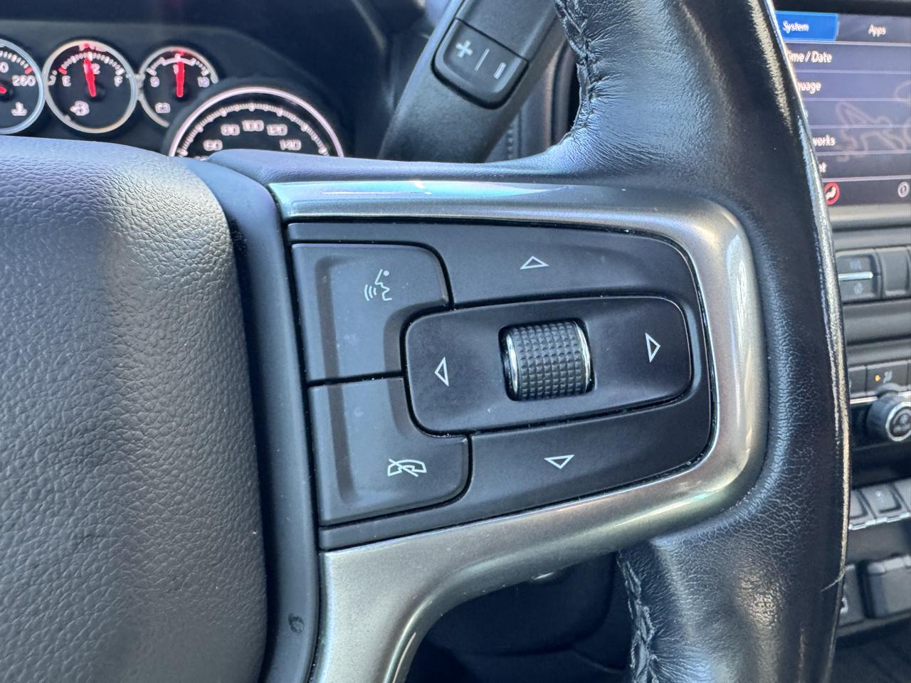 Chevrolet Silverado 1500 4WD Crew Cab 147" LT 2020