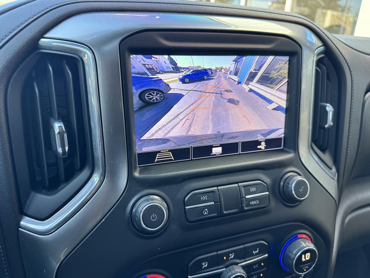Chevrolet Silverado 1500 4WD Crew Cab 147" LT 2020