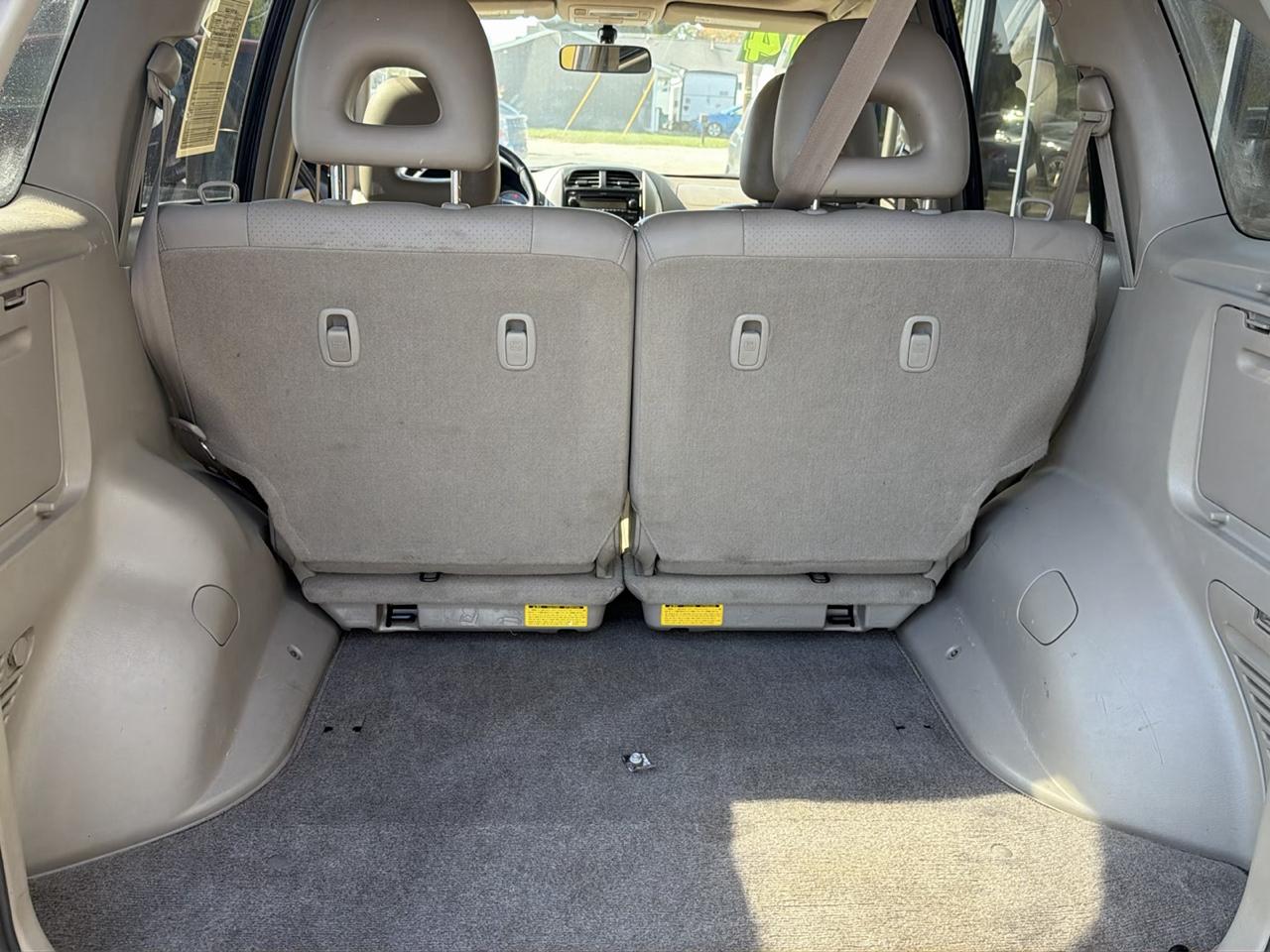 Toyota RAV4 4dr Auto 4WD (Natl) 2004